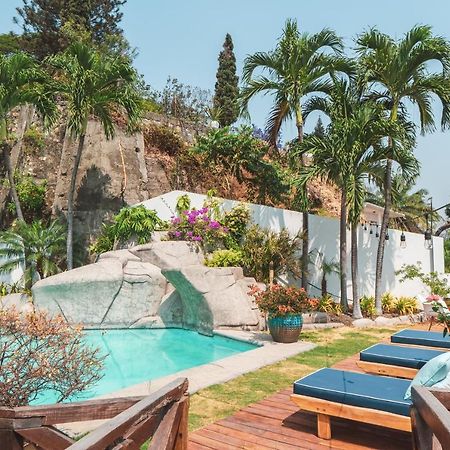 Iguanazu Bed & Breakfast グアヤキル エクステリア 写真