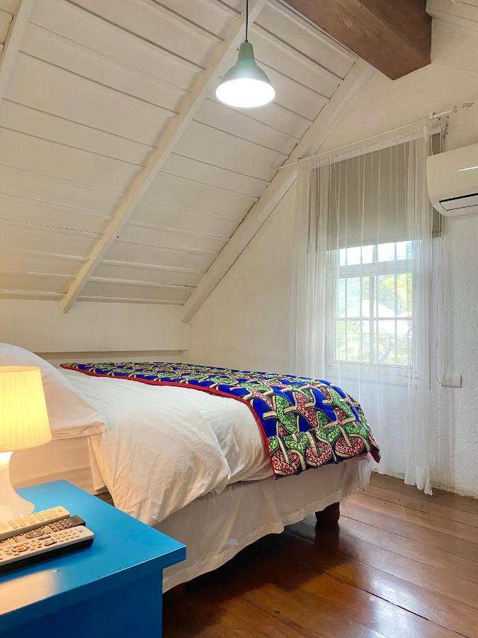 Iguanazu Bed & Breakfast グアヤキル エクステリア 写真