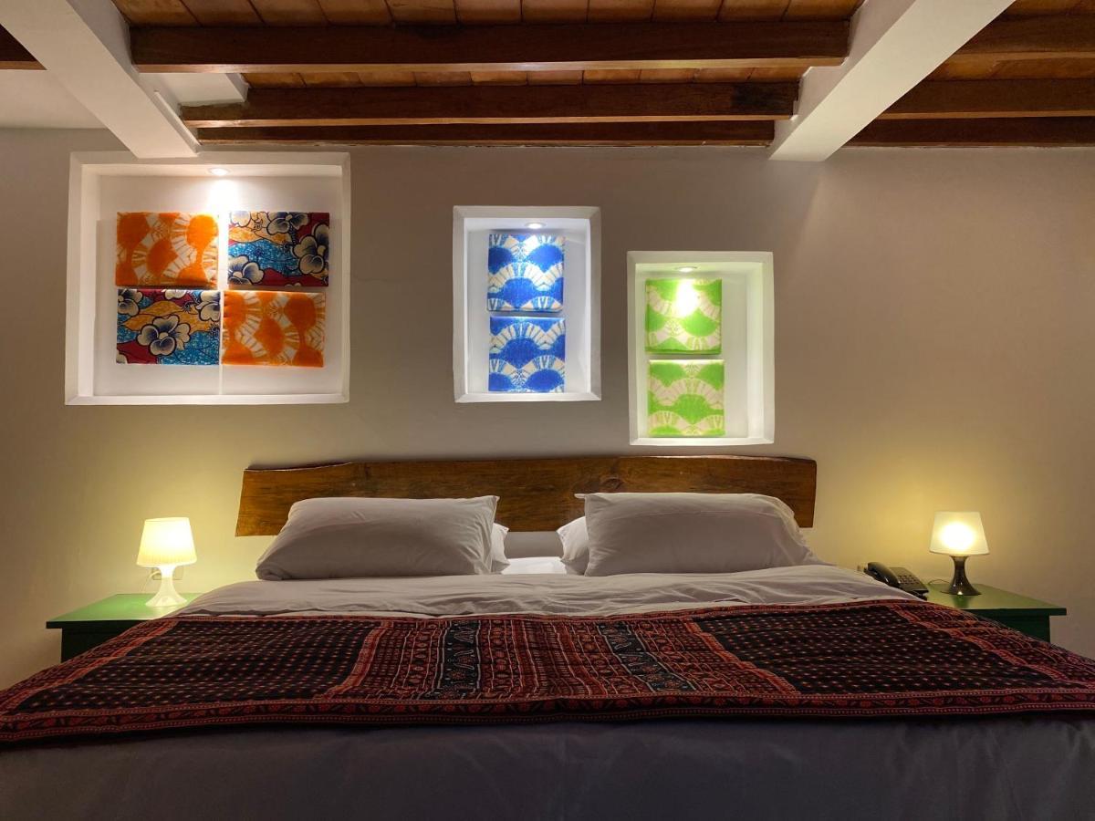Iguanazu Bed & Breakfast グアヤキル エクステリア 写真
