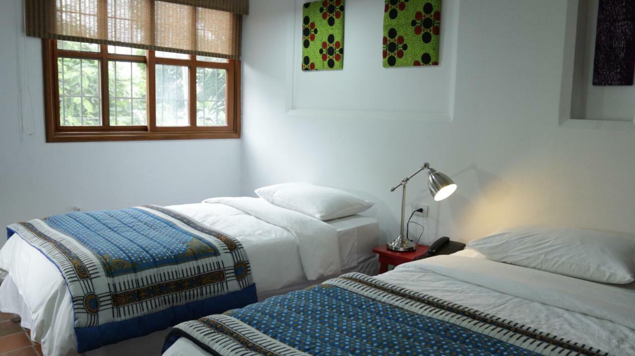 Iguanazu Bed & Breakfast グアヤキル エクステリア 写真